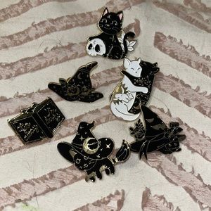 COPY - Halloween & black cat pins